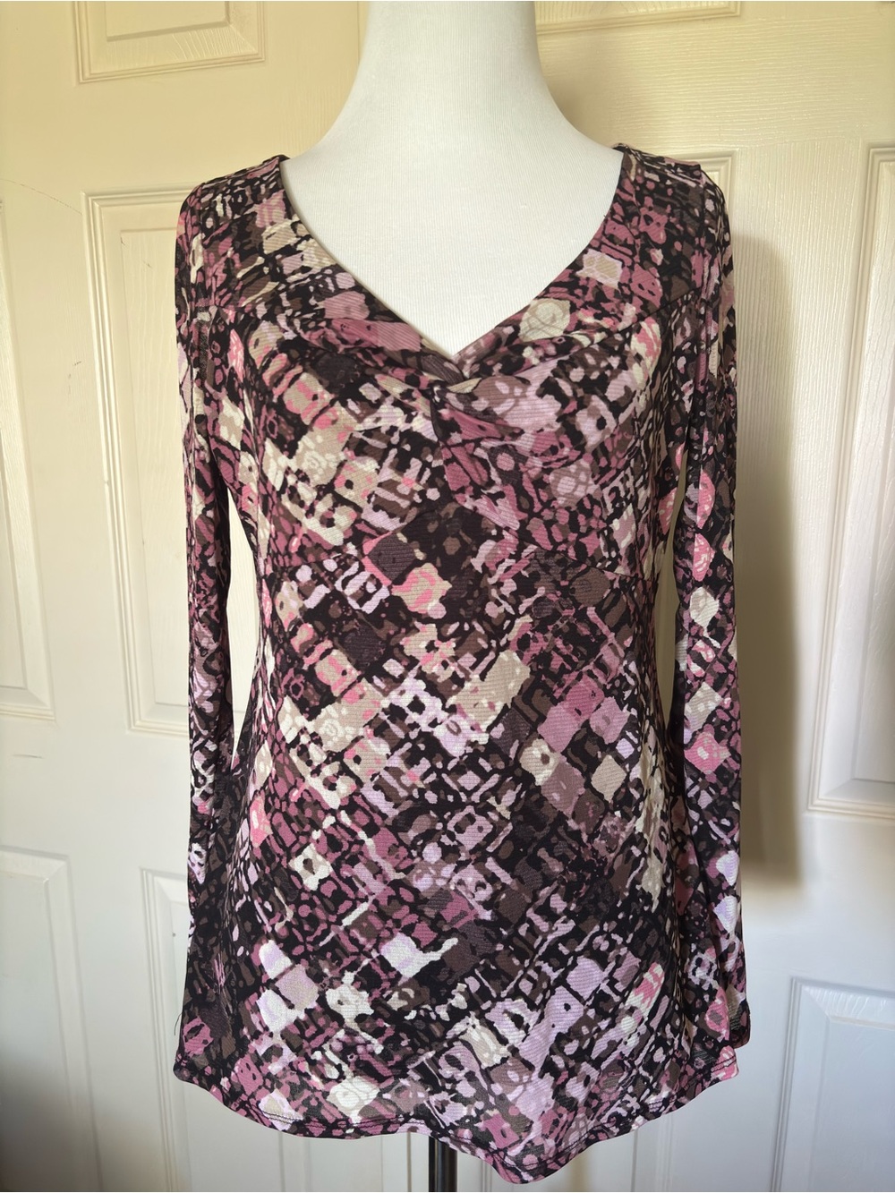Liz Claiborne Pink & Brown Printed Long Sleeve V-Neck Top